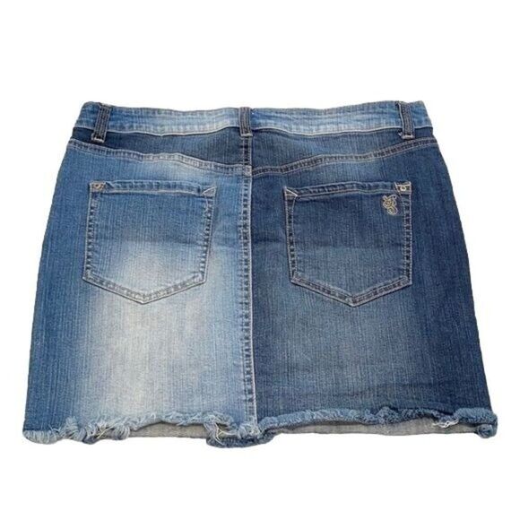 Jessica Simpson 29 Medium Frayed Hem Mixed Denim Mini Jean Skirt Distressed - Picture 2 of 4